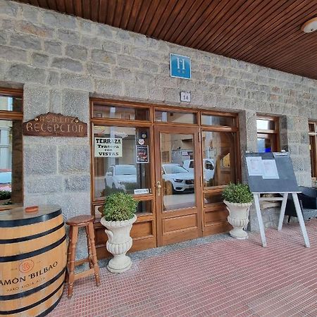 Hostal Sainz Riaño Exterior foto